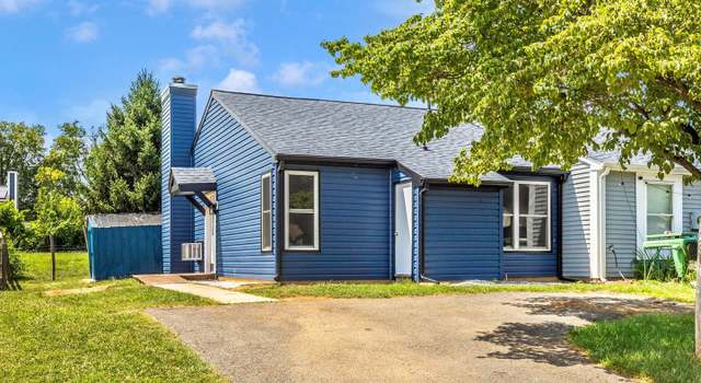 Photo of 823 Chadwick Cir, Frederick, MD 21701