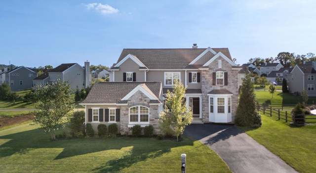 Photo of 2820 Lenape Way, Easton, PA 18040