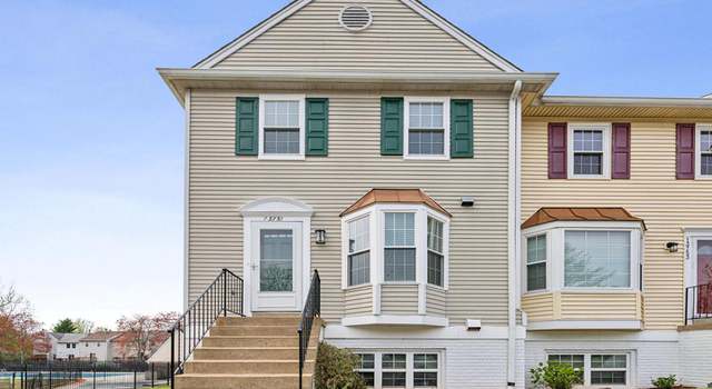 Photo of 13751 Flowing Brook Ct Unit 40A, Chantilly, VA 20151