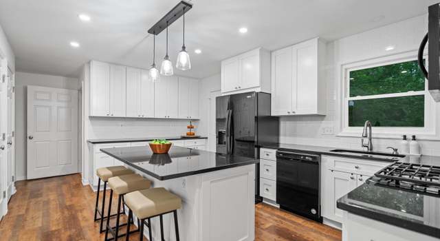 Photo of 6703 Portree Ct, Springfield, VA 22152