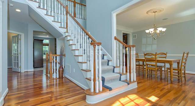 Photo of 4104 Brushfield Dr, Frederick, MD 21704