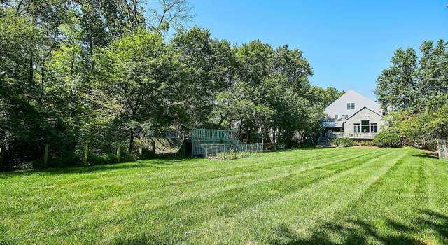 Photo of 2113 Woodford Rd, Vienna, VA 22182