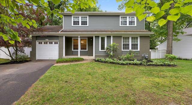 Photo of 9 Cricket Ln, Cherry Hill, NJ 08003