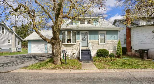 Photo of 15 Park Rd, Klingerstown, PA 17941