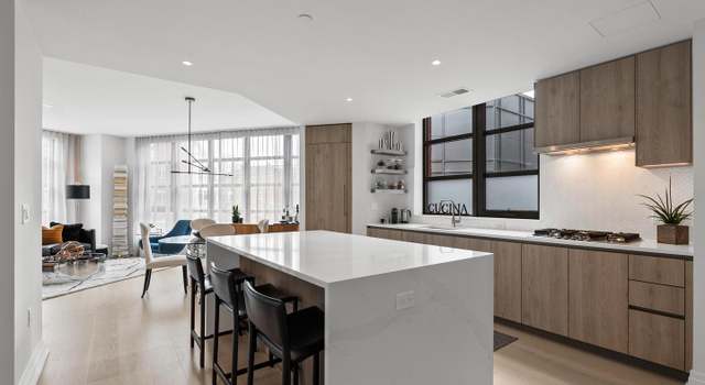 Photo of 1201 N Royal St #201, Alexandria, VA 22314