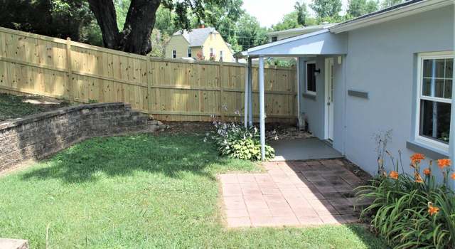 Photo of 202 and 198 Garden St, Warrenton, VA 20186