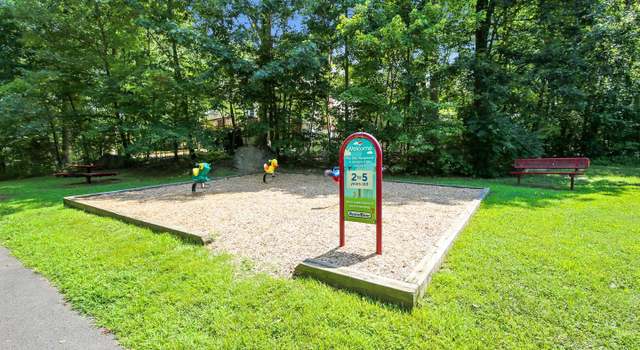 Photo of 6102 Union Village Dr, Clifton, VA 20124