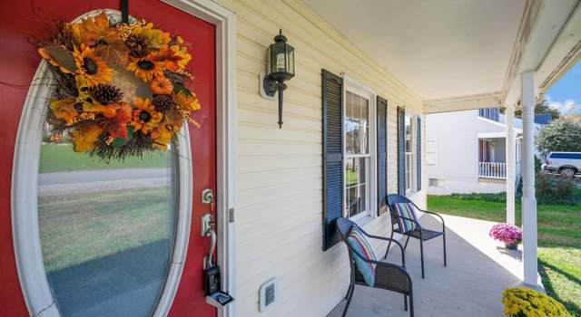 Photo of 3 Pennsbury Ct, Fredericksburg, VA 22406