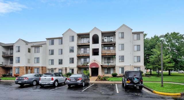 Photo of 9569 Coggs Bill Dr #401, Manassas, VA 20110