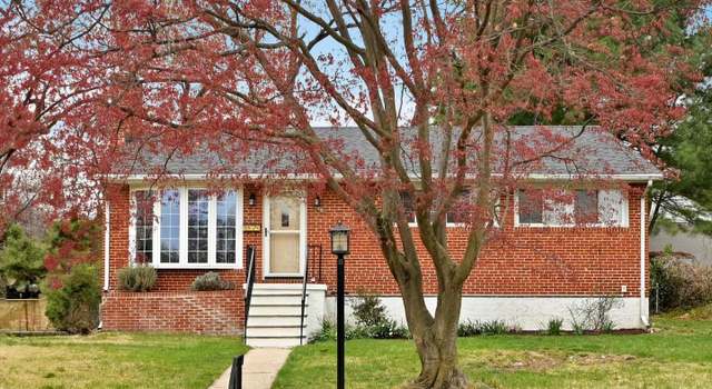 Photo of 135 Dublin Dr, Lutherville Timonium, MD 21093