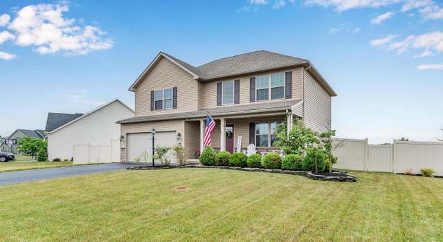 Photo of 5733 Whinstone Way, Chambersburg, PA 17202