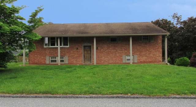 Photo of 113 Brant Dr, Dallastown, PA 17313
