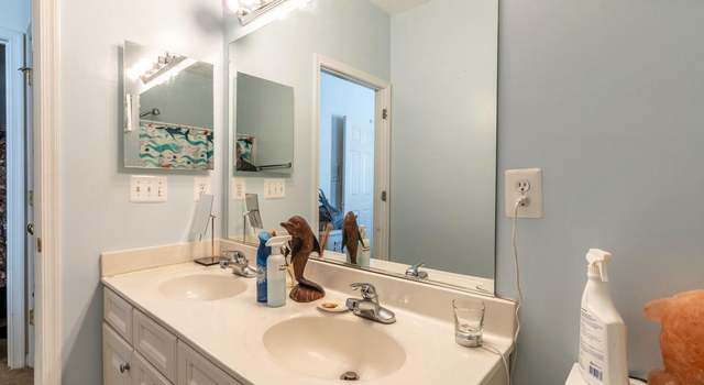 Photo of 204 Meadows Ct, Culpeper, VA 22701