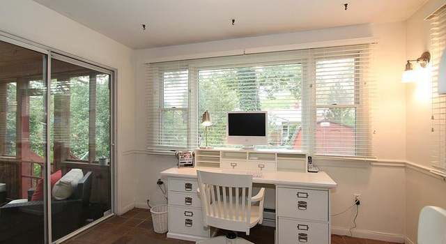 Photo of 1121 Holton Ln, Takoma Park, MD 20912