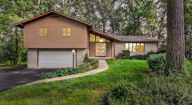 Photo of 6126 Winged Foot Ct, Fayetteville, PA 17222