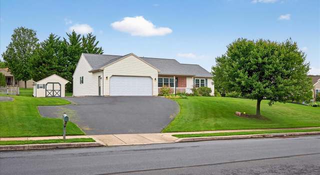 Photo of 12 Rosemont Dr, Denver, PA 17517