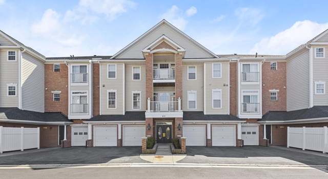 Photo of 431 Hamlet Club Dr #201, Edgewater, MD 21037