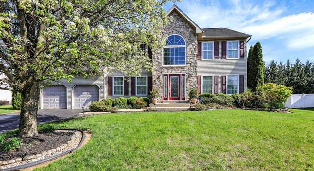 Photo of 105 Kensington Blvd, Blandon, PA 19510