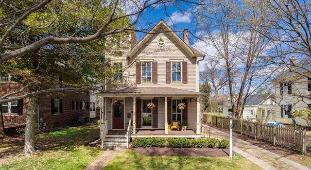 Photo of 203 W Montgomery Ave, Rockville, MD 20850