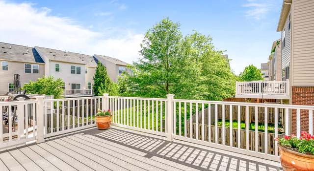 Photo of 22930 Chinkapin Oak Ter, Sterling, VA 20166