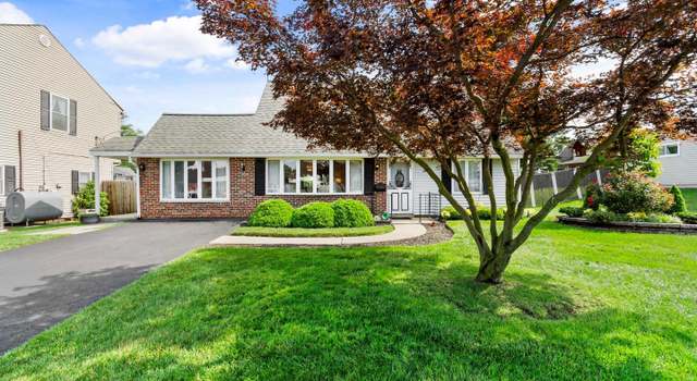 Photo of 11 Merry Turn Rd, Levittown, PA 19056