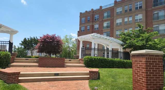 Photo of 680 Watermans Dr #405, Woodbridge, VA 22191