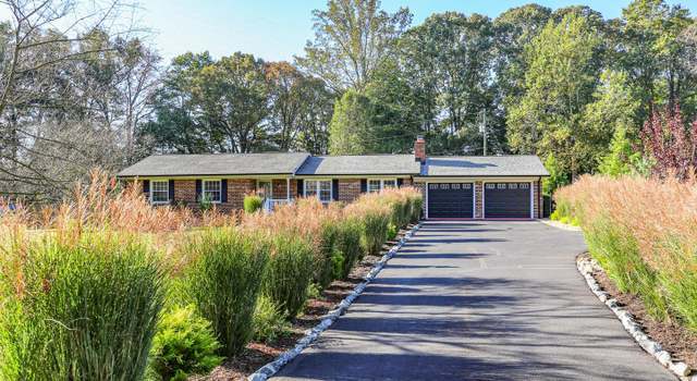Photo of 360 Chapel Green Rd, Fredericksburg, VA 22405
