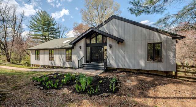 Photo of 5 Hilloch Ln, Chadds Ford, PA 19317
