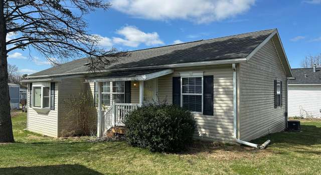 Photo of 8737 Breinig Run Cir, Breinigsville, PA 18031