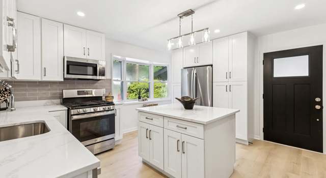 Photo of 1622 Farragut Ave, Rockville, MD 20851
