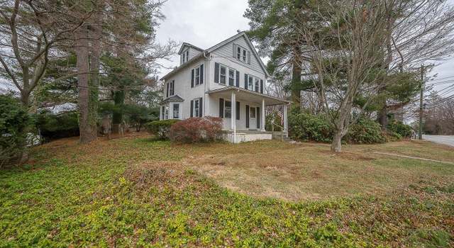 Property at 111 Bishop Hollow Rd, Newtown Square, PA 19073, 4 beds, 2 baths