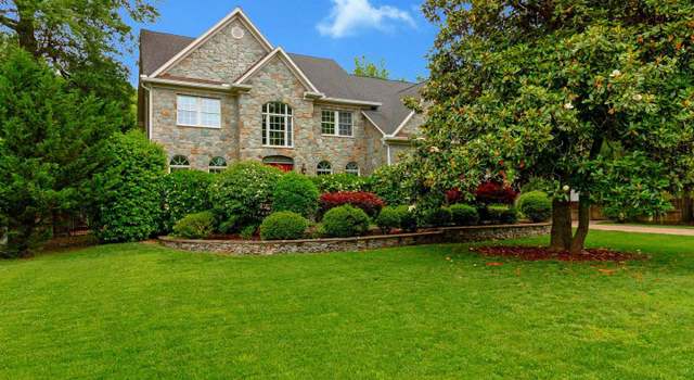 Photo of 2504 Sherwood Hall Ln, Alexandria, VA 22306