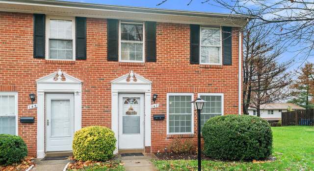 Photo of 147 N Baylor Dr, Sterling, VA 20164