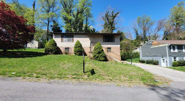 Property at 6212 8th St, Chesapeake Beach, MD 20732, 3 beds, 2 baths