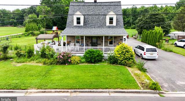 Photo of 260 S Golfwood Ave, Penns Grove, NJ 08069