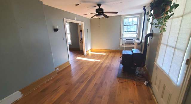 Photo of 401 Pulaski Dr, Pottsville, PA 17901