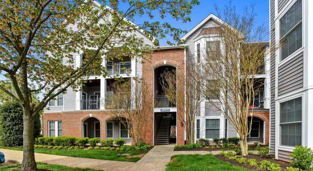 Photo of 20419 Riverbend Sq #300, Sterling, VA 20165