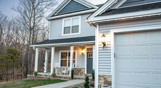Photo of 143 Escape Ct, Hedgesville, WV 25427