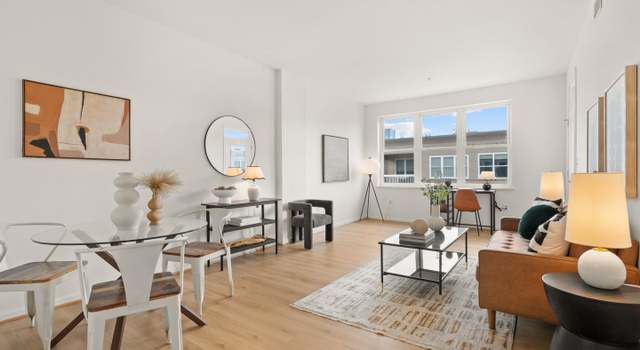Photo of 2001 12th St NW #410, Washington, DC 20009