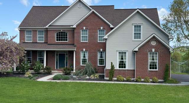 Photo of 230 Eagleview Dr, Mohrsville, PA 19541