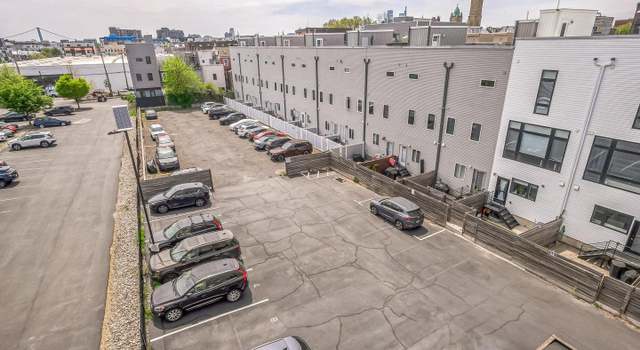 Photo of 134 W Oxford St, Philadelphia, PA 19122