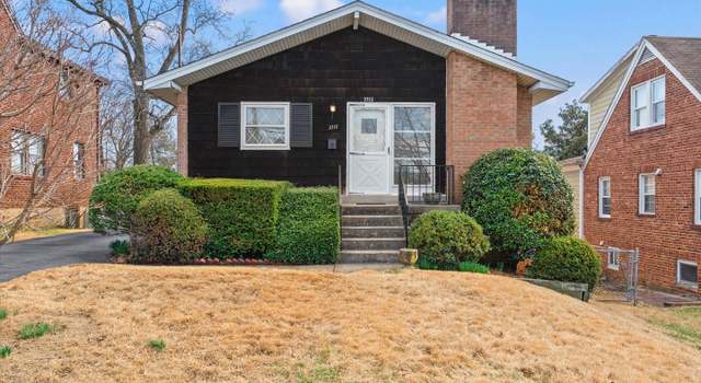 Photo of 3712 9th St S, Arlington, VA 22204