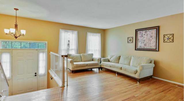 Photo of 8720 Delcris Dr, Gaithersburg, MD 20886