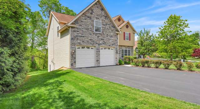 Photo of 3932 Trayer Ln, Mechanicsburg, PA 17050