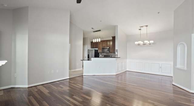 Photo of 512 Sunset View Ter SE #406, Leesburg, VA 20175