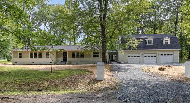 Photo of 30 Lake Dr, Stafford, VA 22554