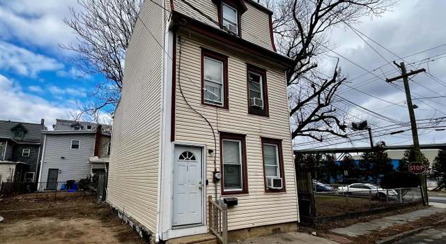 Photo of 235 N Willow Ave, Gloucester City, NJ 08030