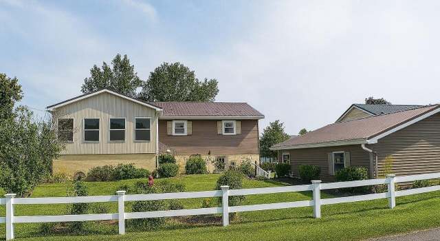Photo of 1 Joann Ln, Milton, PA 17847