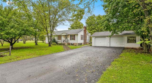 Photo of 295 Rustic Tavern Rd, Hedgesville, WV 25427