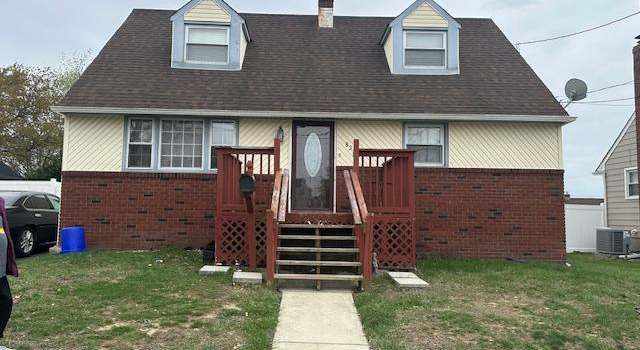 Photo of 825 Devenney Dr, Bellmawr, NJ 08031